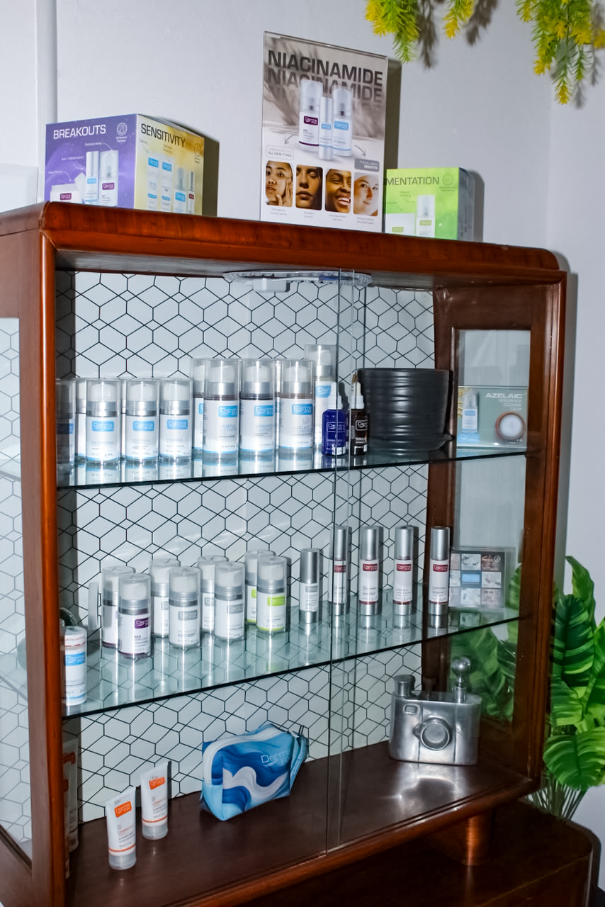 Product cabinet